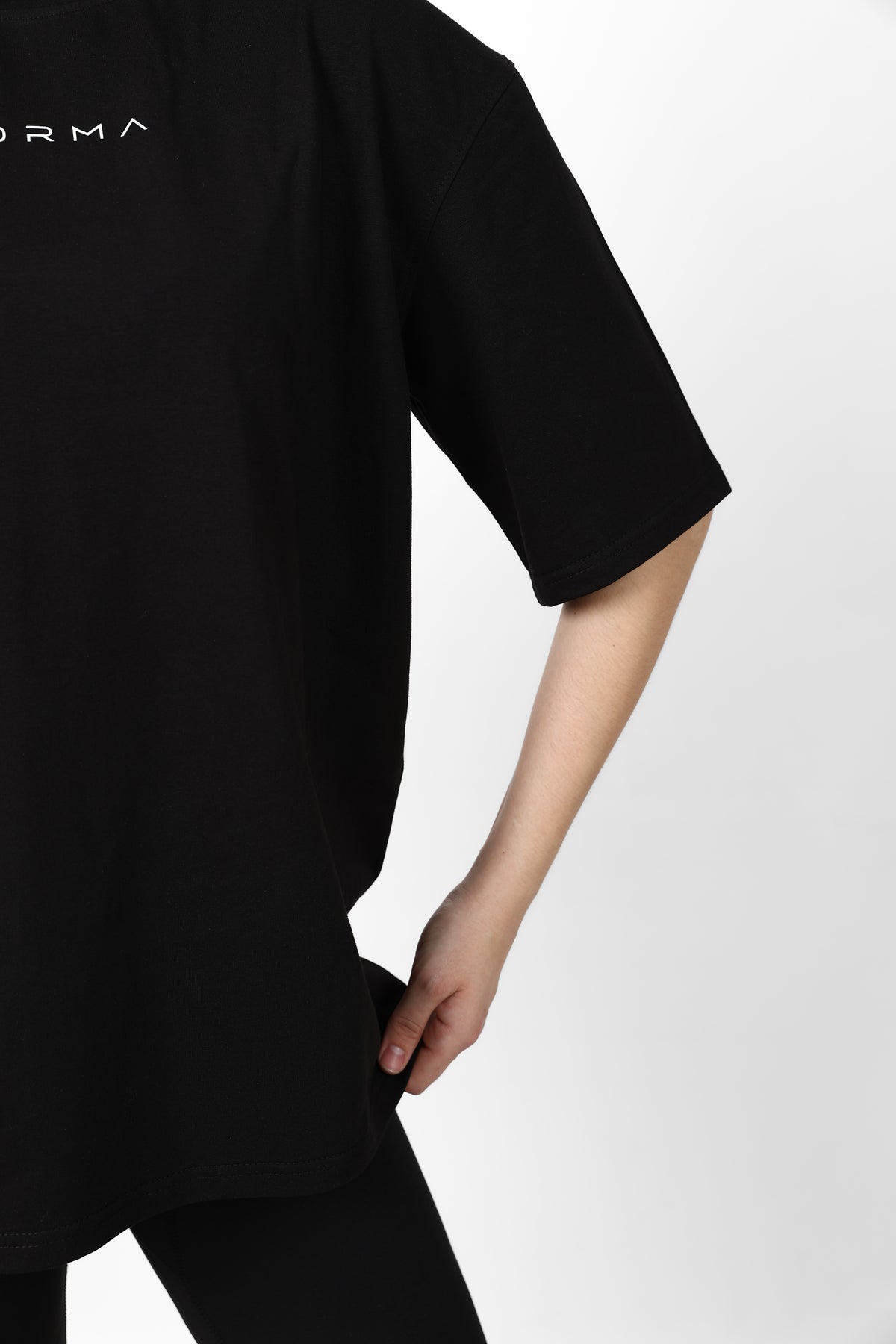 T-Shirt Black 2